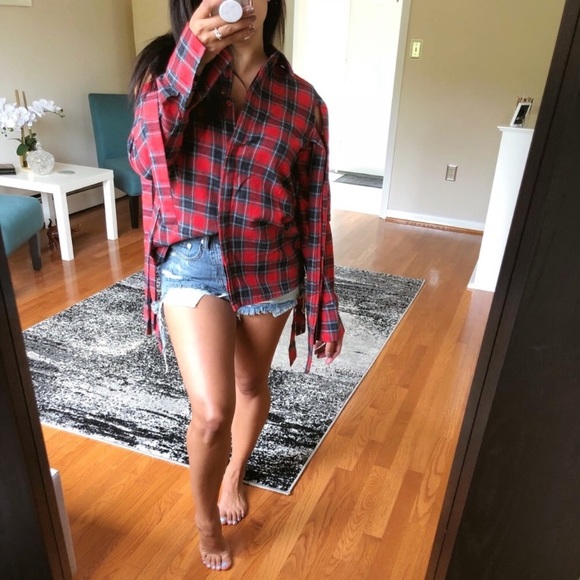 🆕 Plaid Cut-Out Flannel - Picture 2 of 8